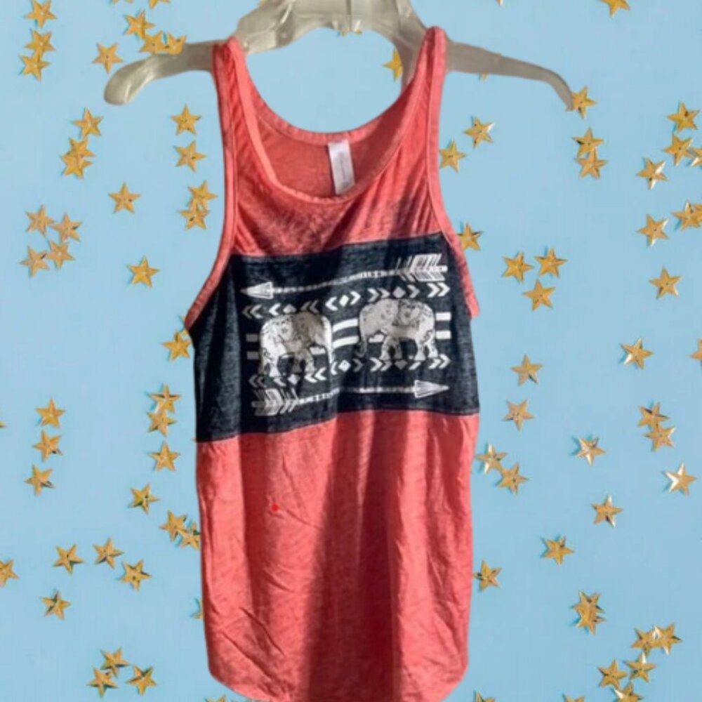 No Boundaries - Workout or lounge top - Cute elephants - Size Medium